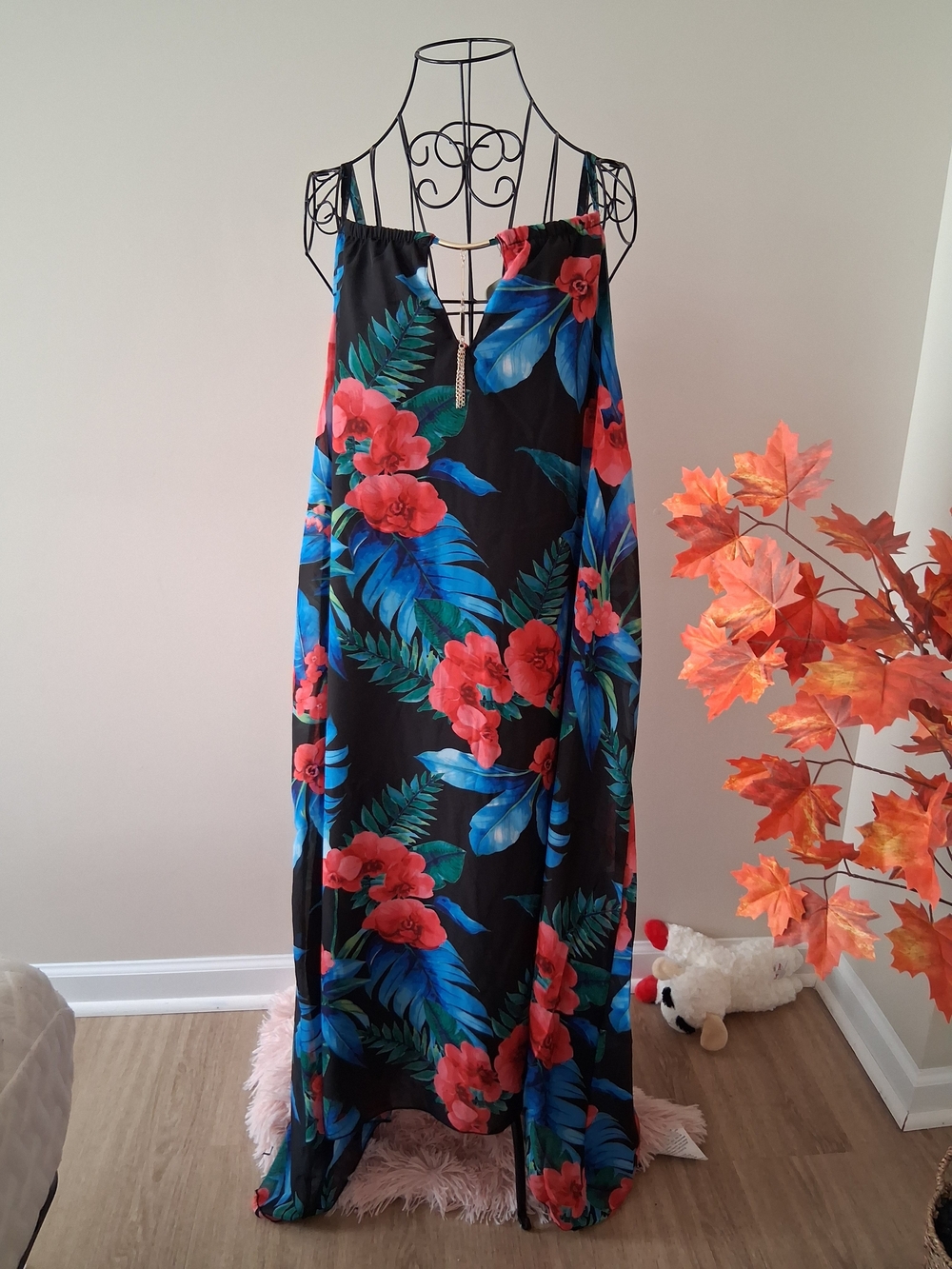 NWTS PLUS Tropical Floral Maxi Dress 3X & Acrylic Green Leaf Earrings